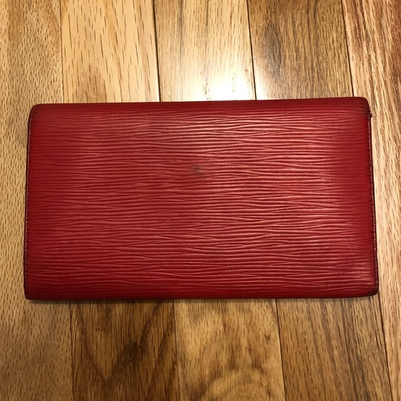 Red Epi Wallet - Picture 2 of 13
